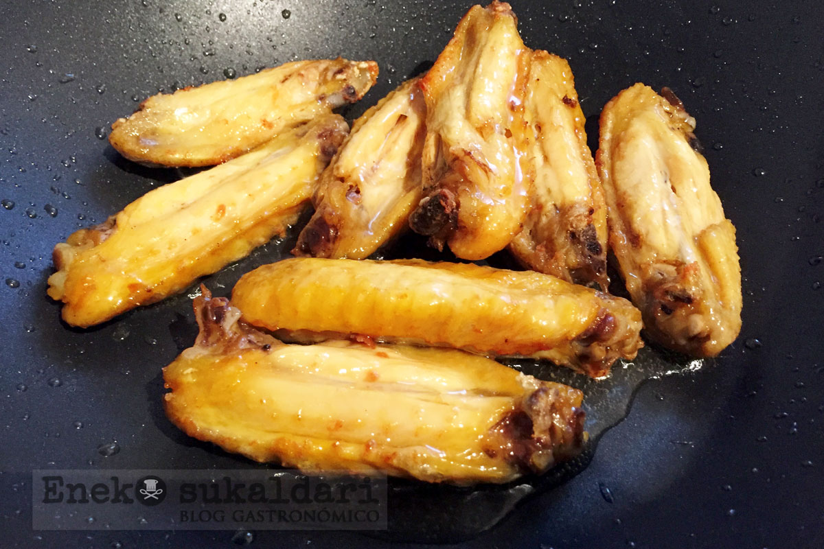 Alitas de pollo lumagorri picantes - Eneko sukaldari