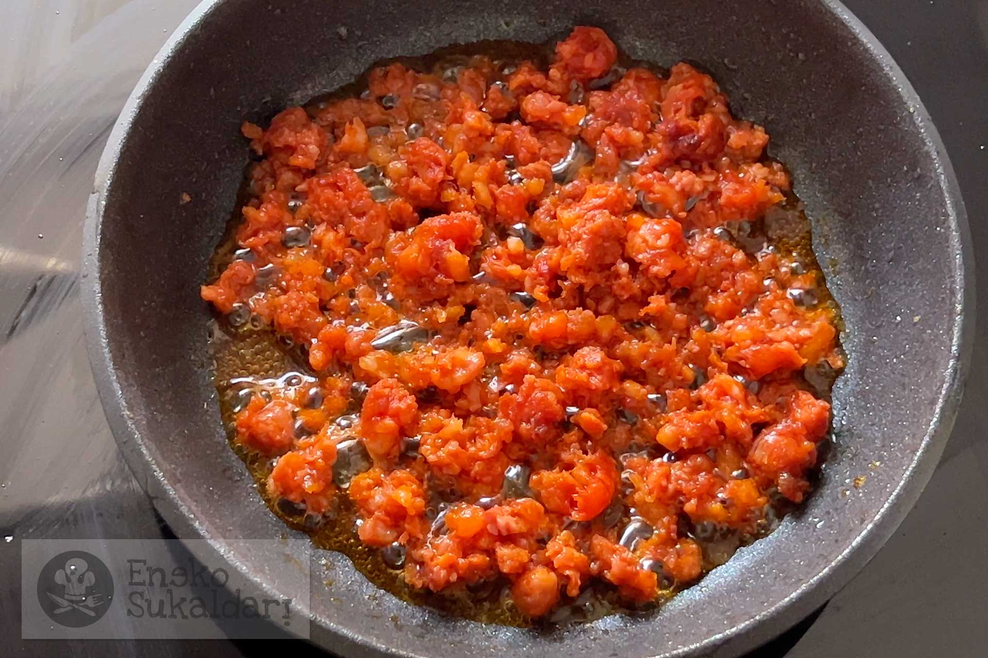 Ensalsada Hurdana o ensalada de naranja extremeña al estilo Txuqun